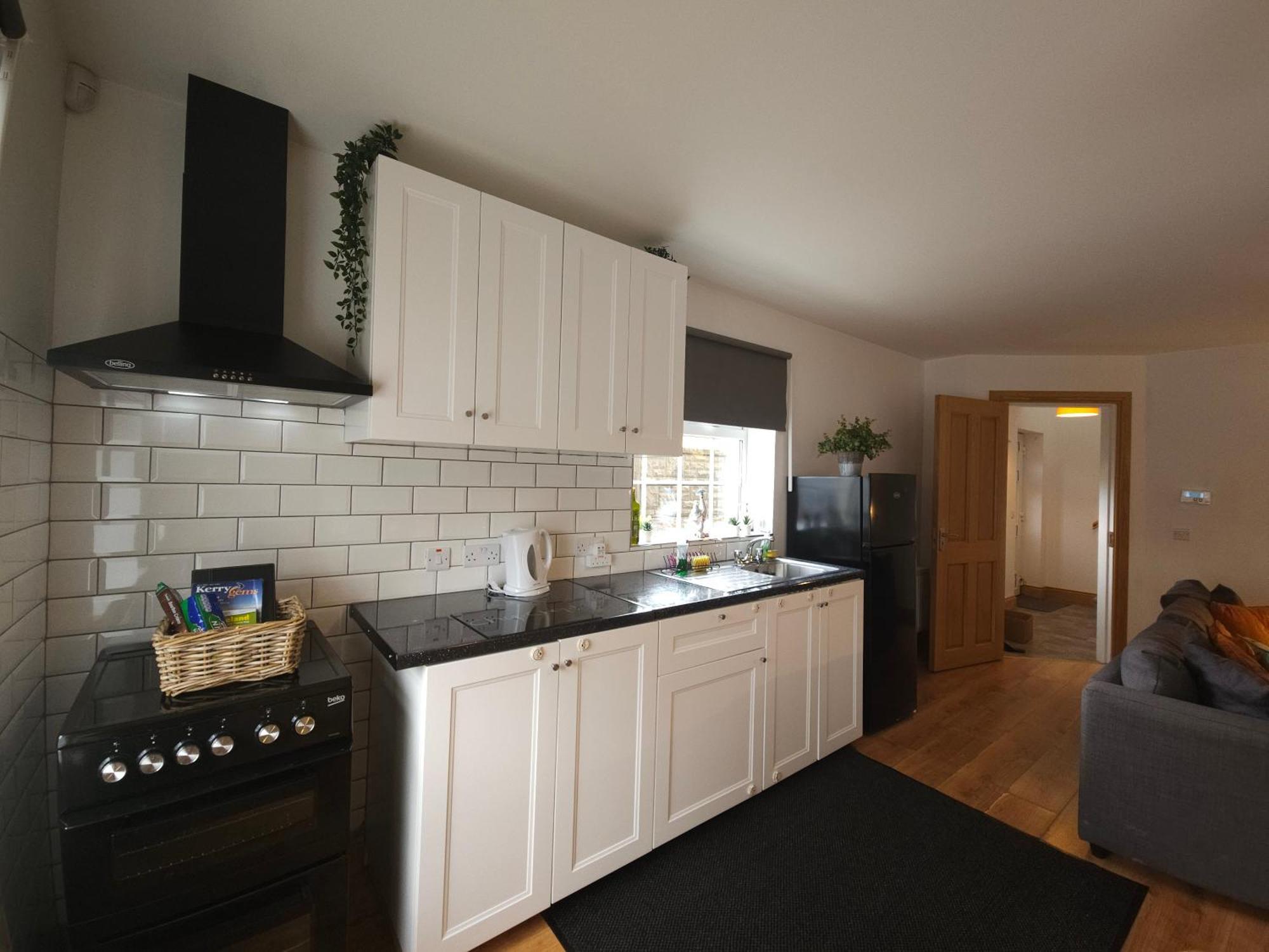 Holiday In The Heart Of Kerry Castlemaine Exterior foto
